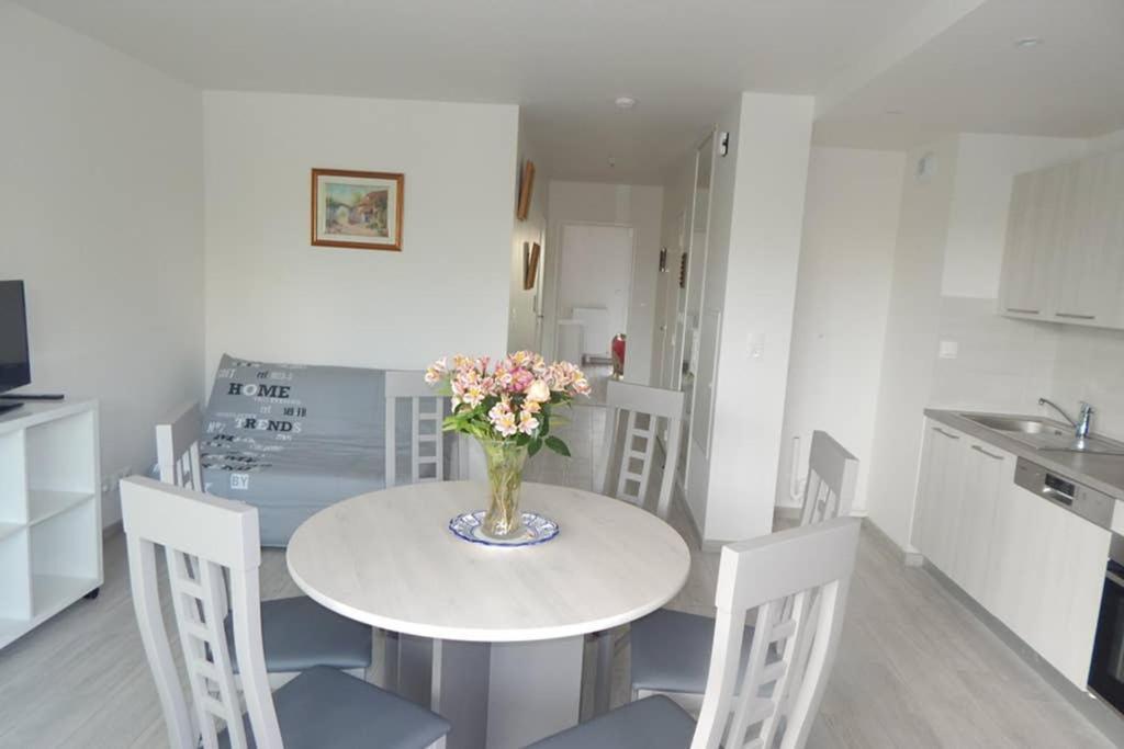 Saint Malo Bel Appartement Neuf Pres Gare Plage Sillon Intramuros Parking Prive Exterior photo