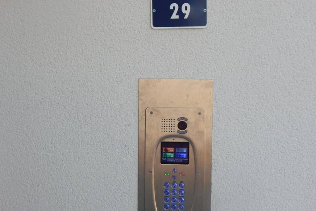 Saint Malo Bel Appartement Neuf Pres Gare Plage Sillon Intramuros Parking Prive Exterior photo
